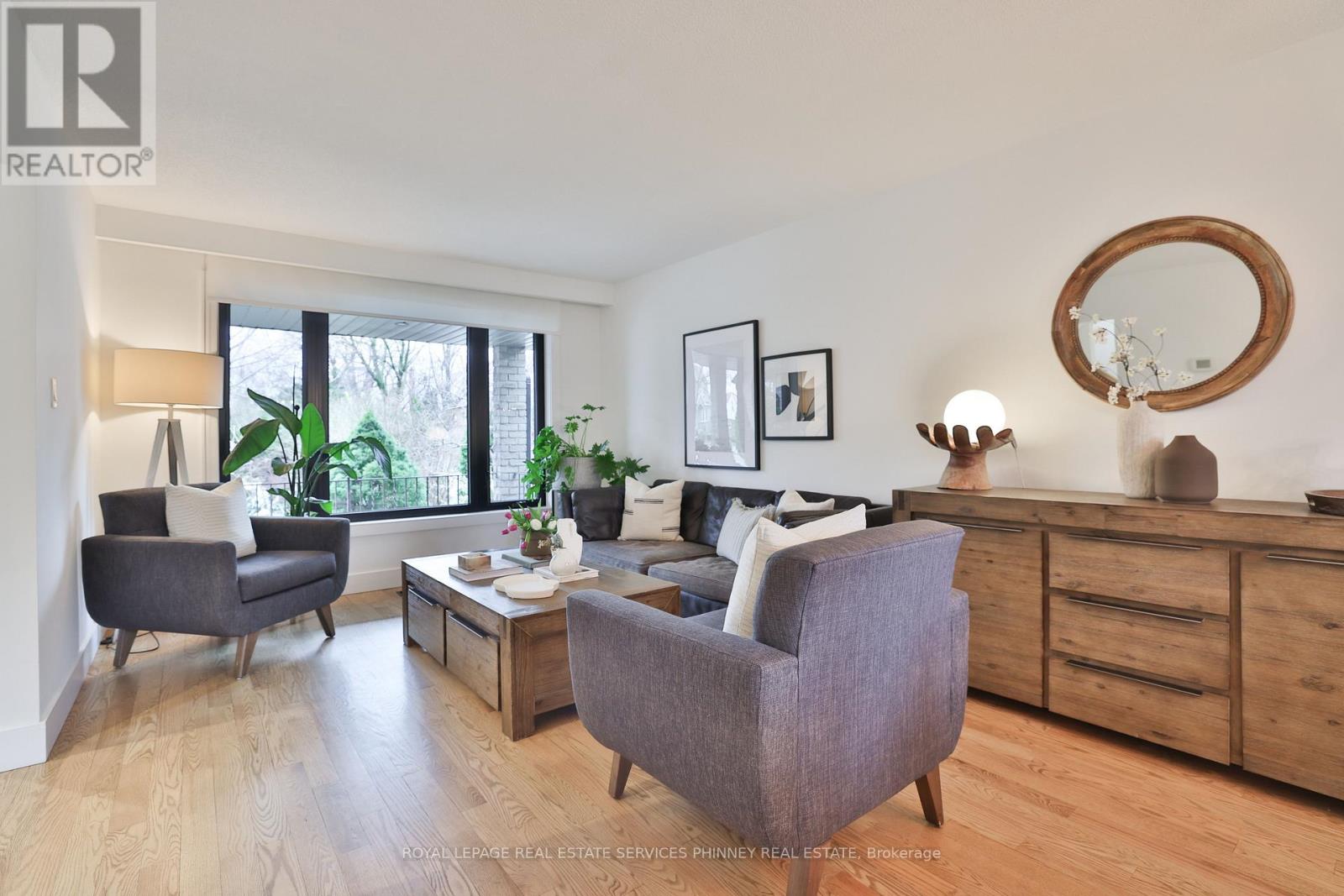 3 Shaver Avenue S, Toronto, Ontario  M9B 3S7 - Photo 9 - W13013450