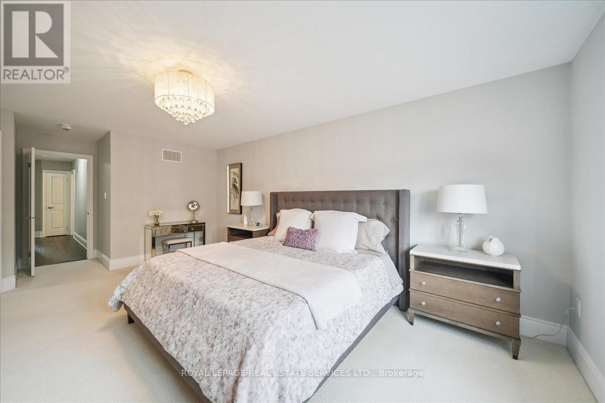 63 Edinburgh Drive, Brampton, Ontario  L6Y 6A6 - Photo 36 - W13013462