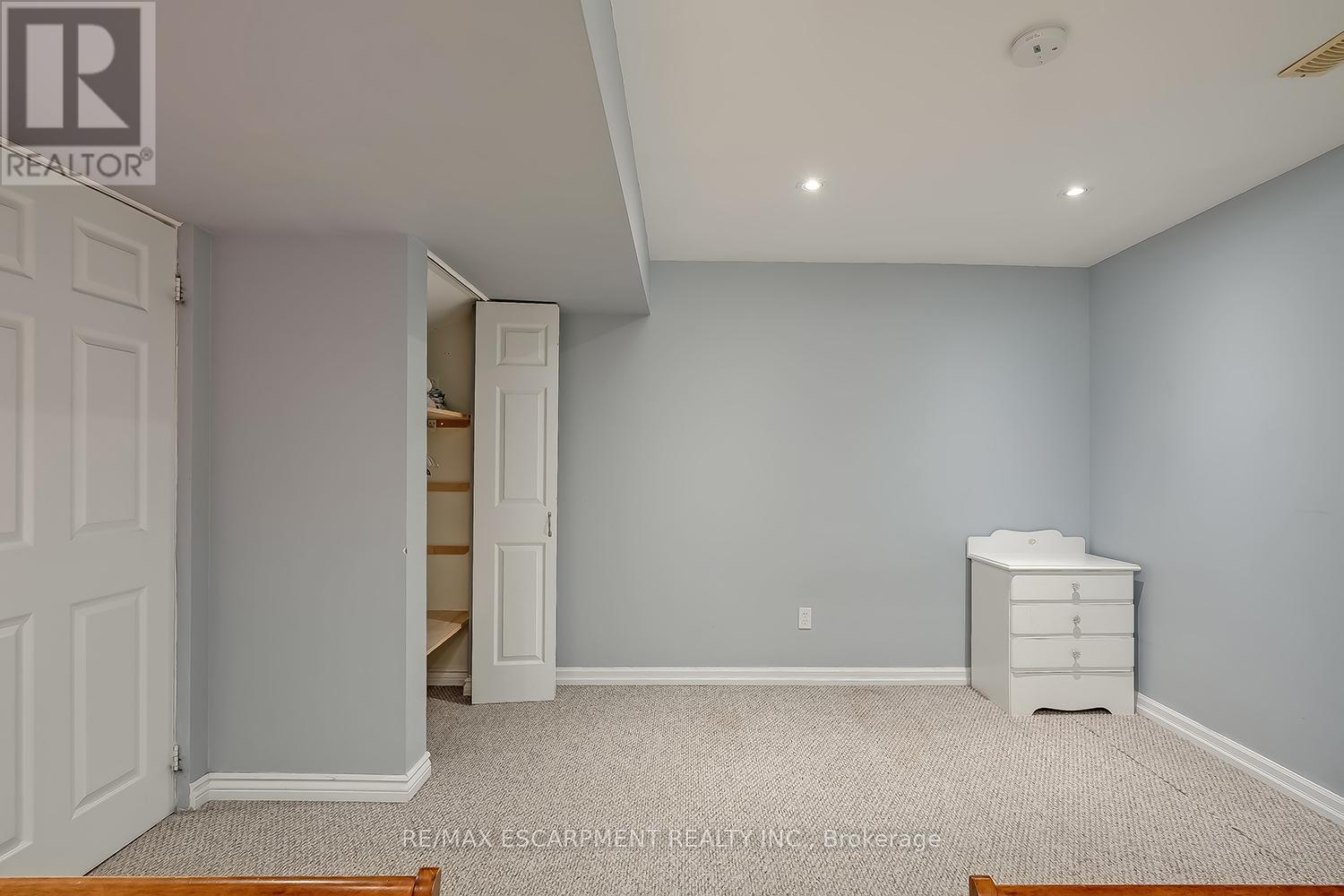 Lower - 5410 Duchess Court, Burlington, Ontario  L7L 6Z4 - Photo 21 - W13013464