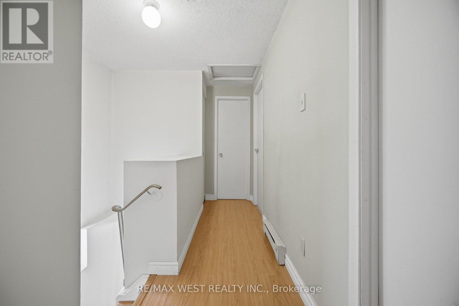 6 Hillpark Trail S, Brampton (Central Park), Ontario  L6S 1R1 - Photo 19 - W13013498