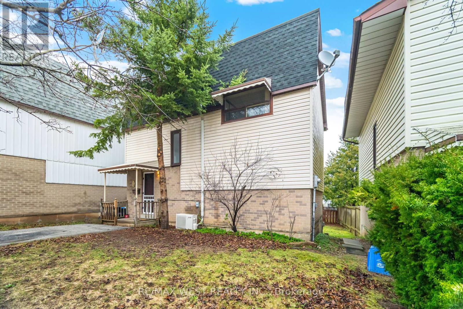 6 Hillpark Trail S, Brampton (Central Park), Ontario  L6S 1R1 - Photo 2 - W13013498