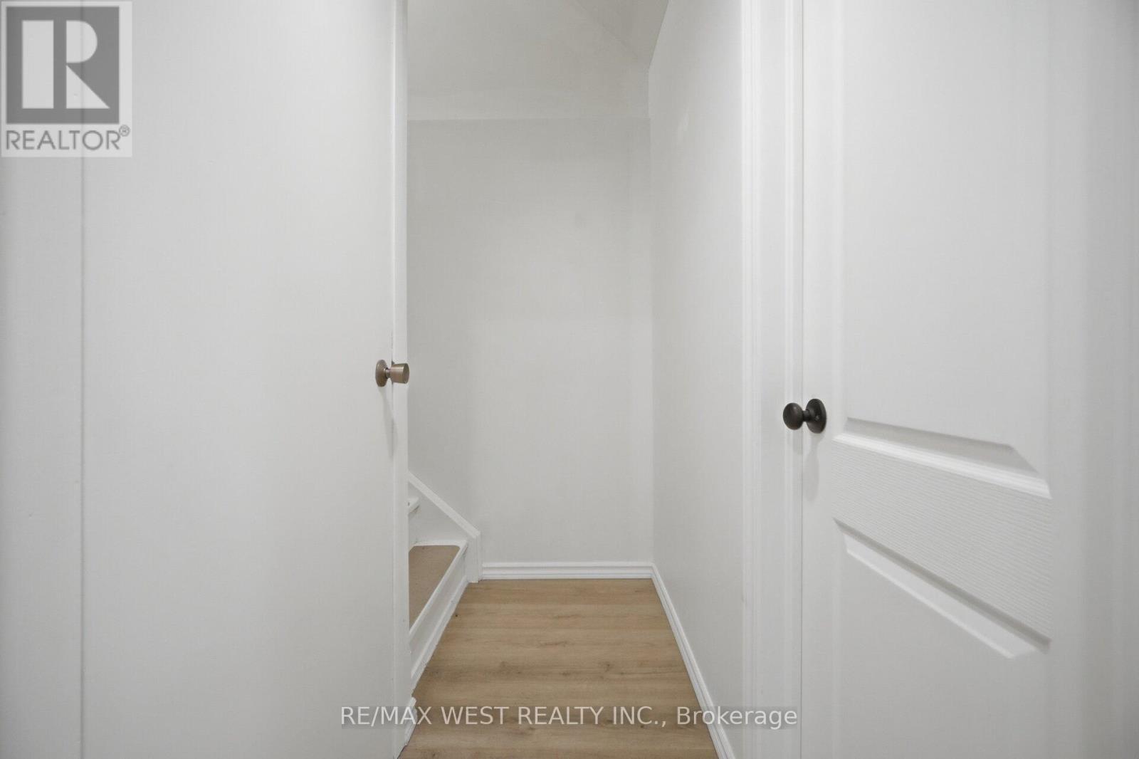 6 Hillpark Trail S, Brampton (Central Park), Ontario  L6S 1R1 - Photo 29 - W13013498