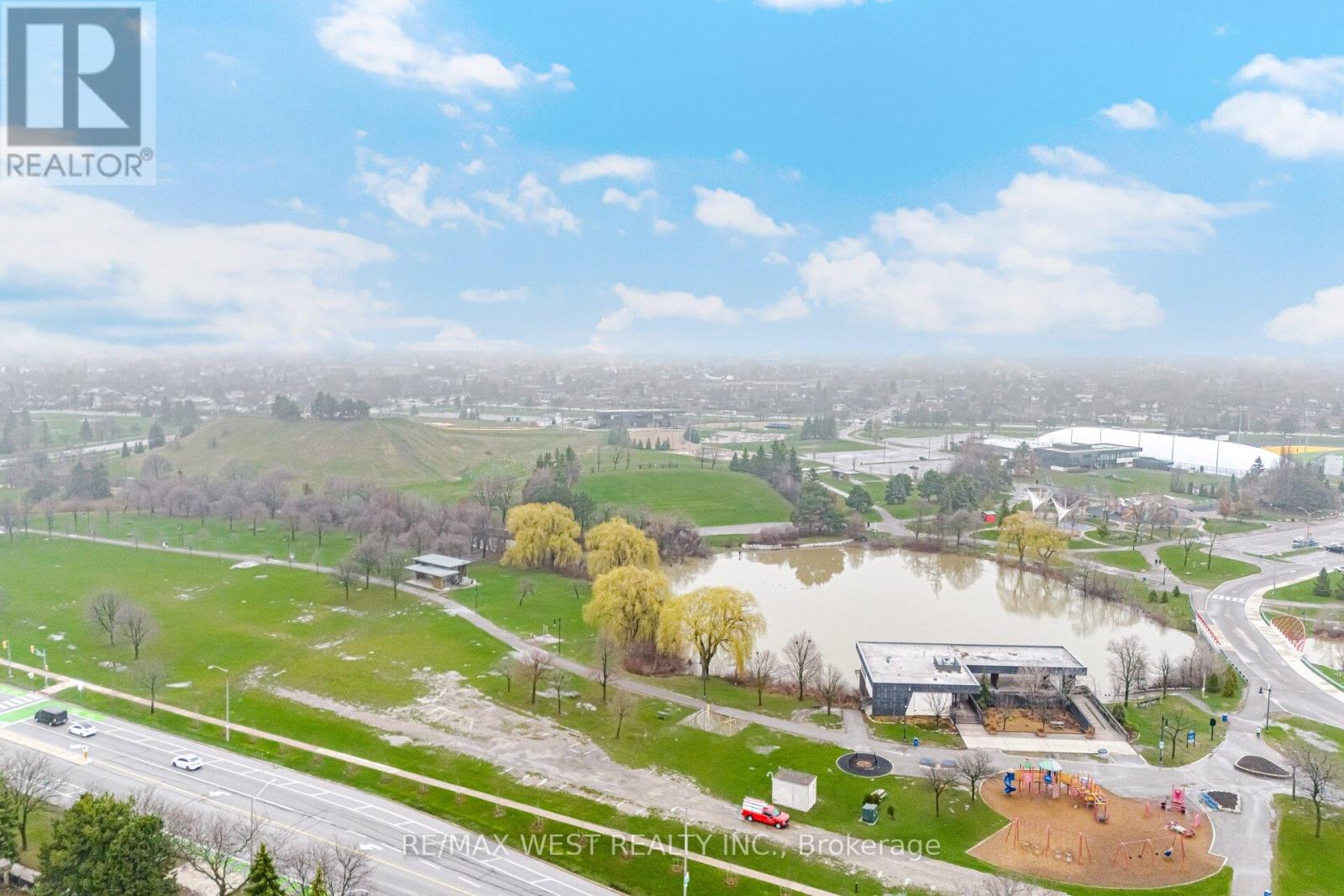 6 Hillpark Trail S, Brampton (Central Park), Ontario  L6S 1R1 - Photo 49 - W13013498