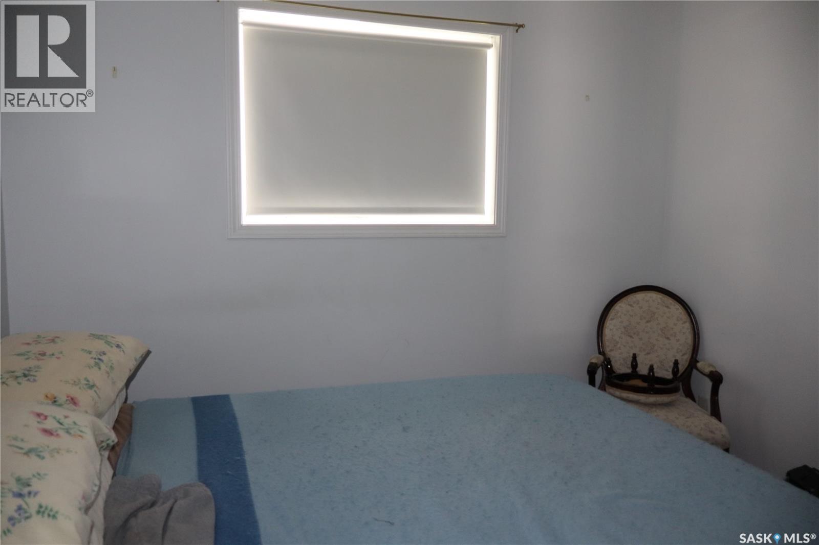 W 319 6th Avenue W, Assiniboia, Saskatchewan  S0H 0B0 - Photo 15 - SK033263