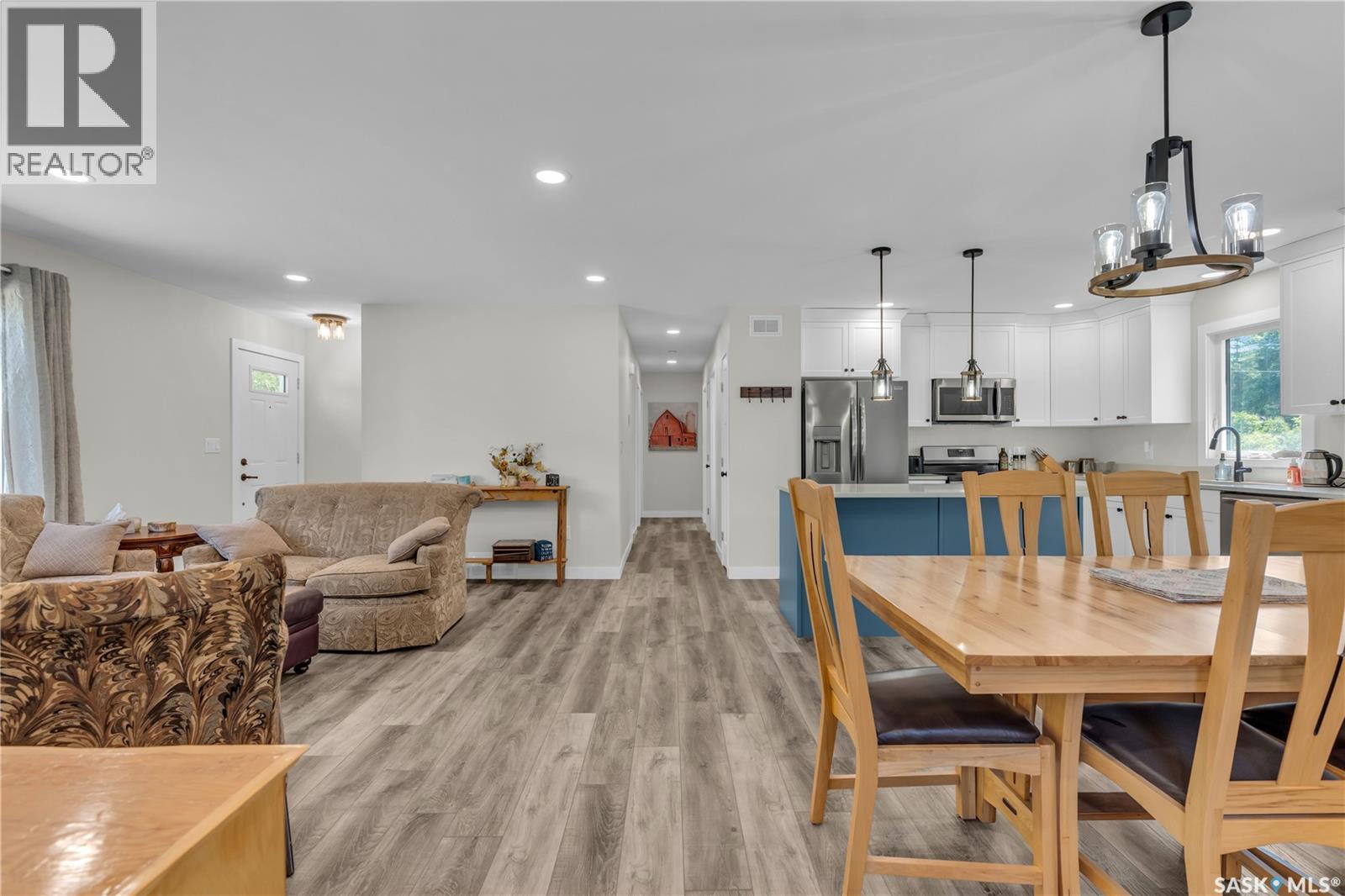 402 Alexander Street, Radisson, Saskatchewan  S0K 3L0 - Photo 10 - SK033261