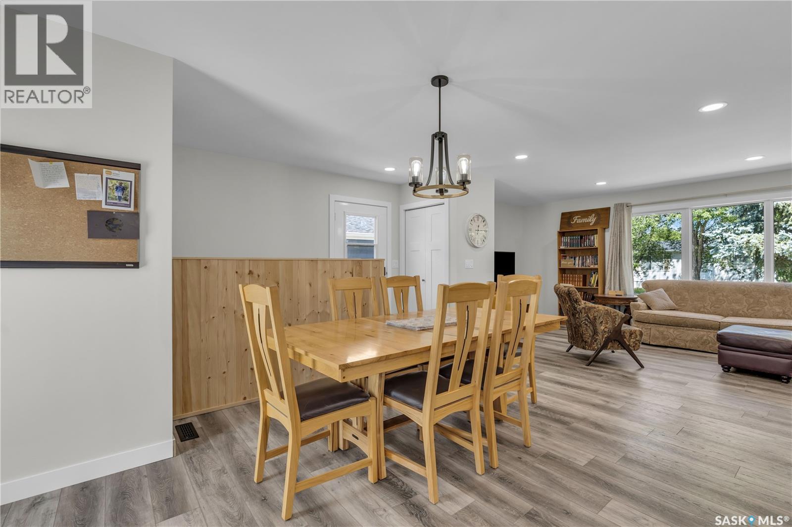 402 Alexander Street, Radisson, Saskatchewan  S0K 3L0 - Photo 19 - SK033261