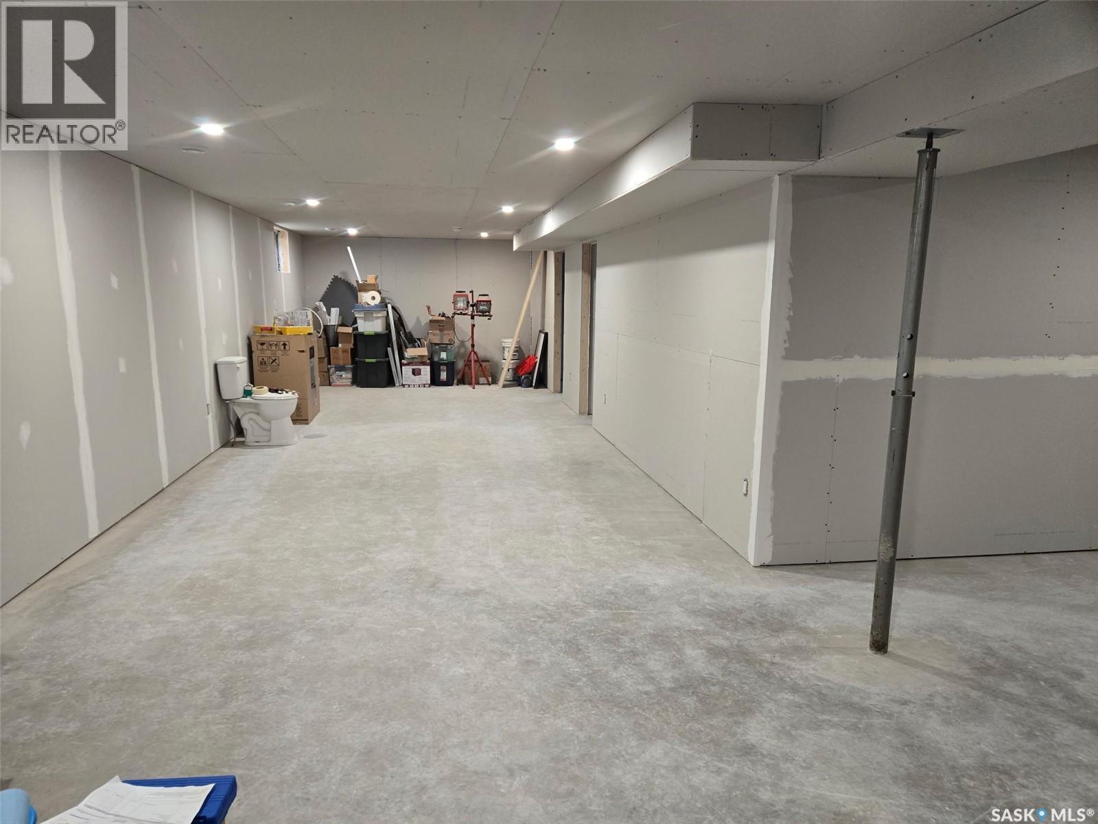 402 Alexander Street, Radisson, Saskatchewan  S0K 3L0 - Photo 28 - SK033261