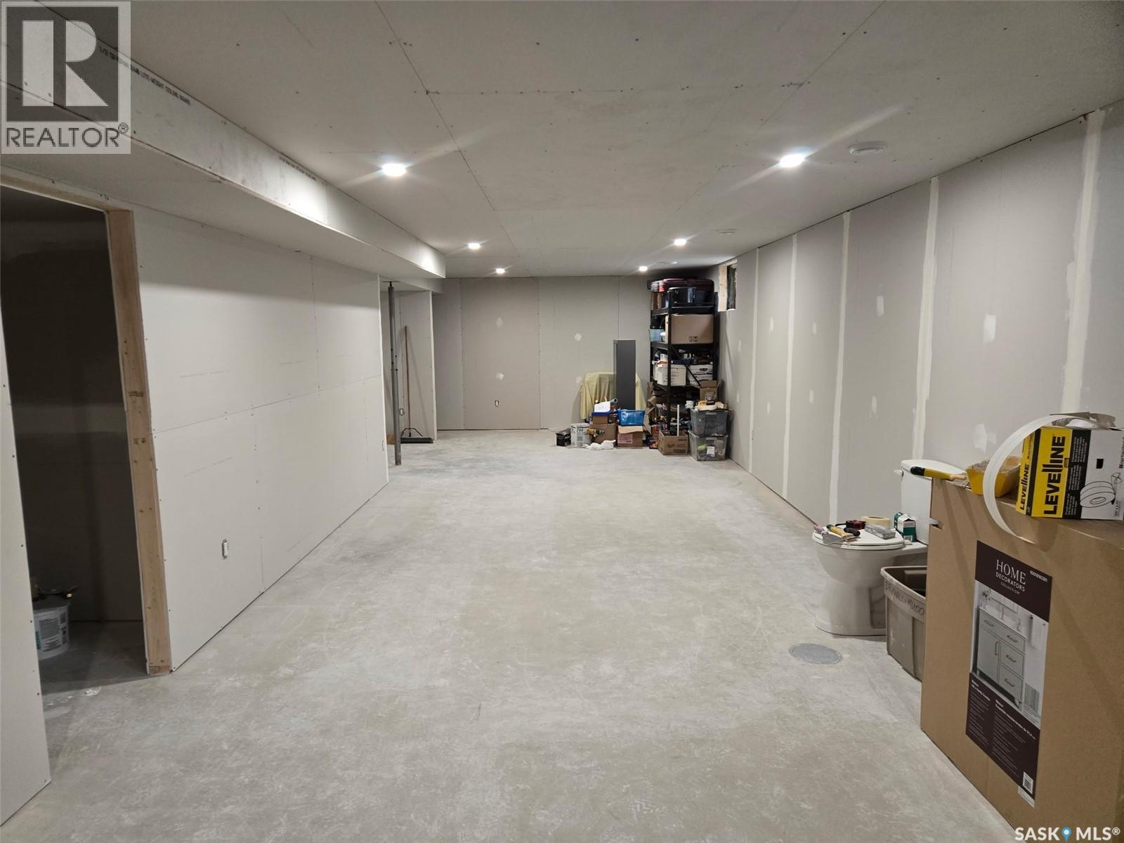 402 Alexander Street, Radisson, Saskatchewan  S0K 3L0 - Photo 29 - SK033261