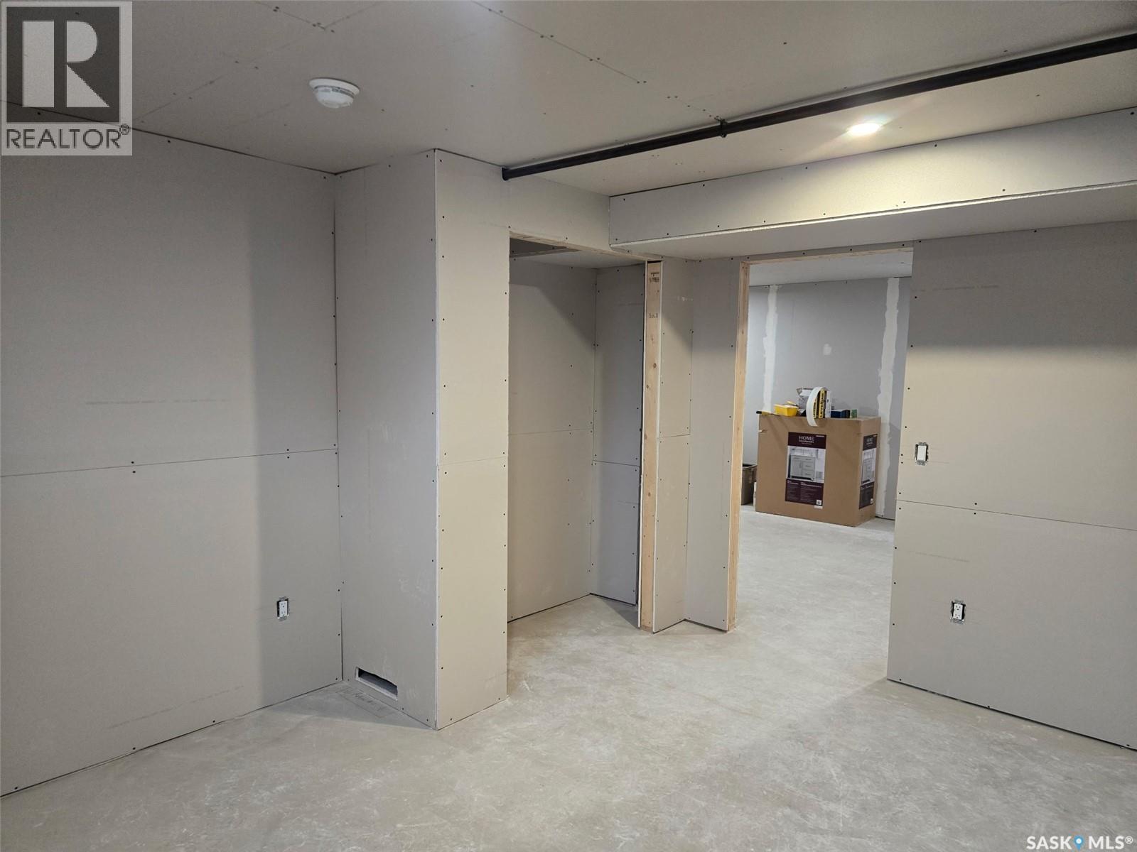 402 Alexander Street, Radisson, Saskatchewan  S0K 3L0 - Photo 33 - SK033261