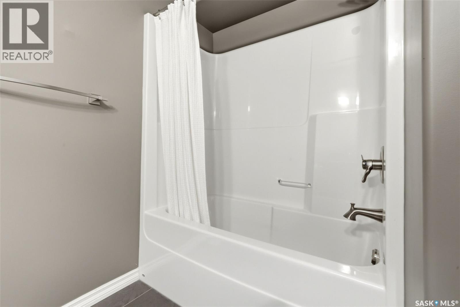 216 Willow Ridge Drive, Pilot Butte, Saskatchewan  S0G 3Z0 - Photo 24 - SK033214