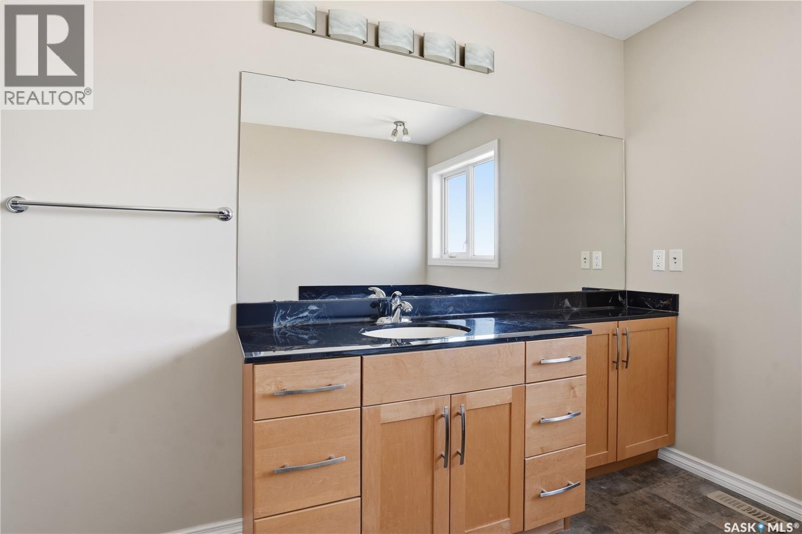 7270 Maple Way, Regina, Saskatchewan  S4X 0E2 - Photo 26 - SK033162