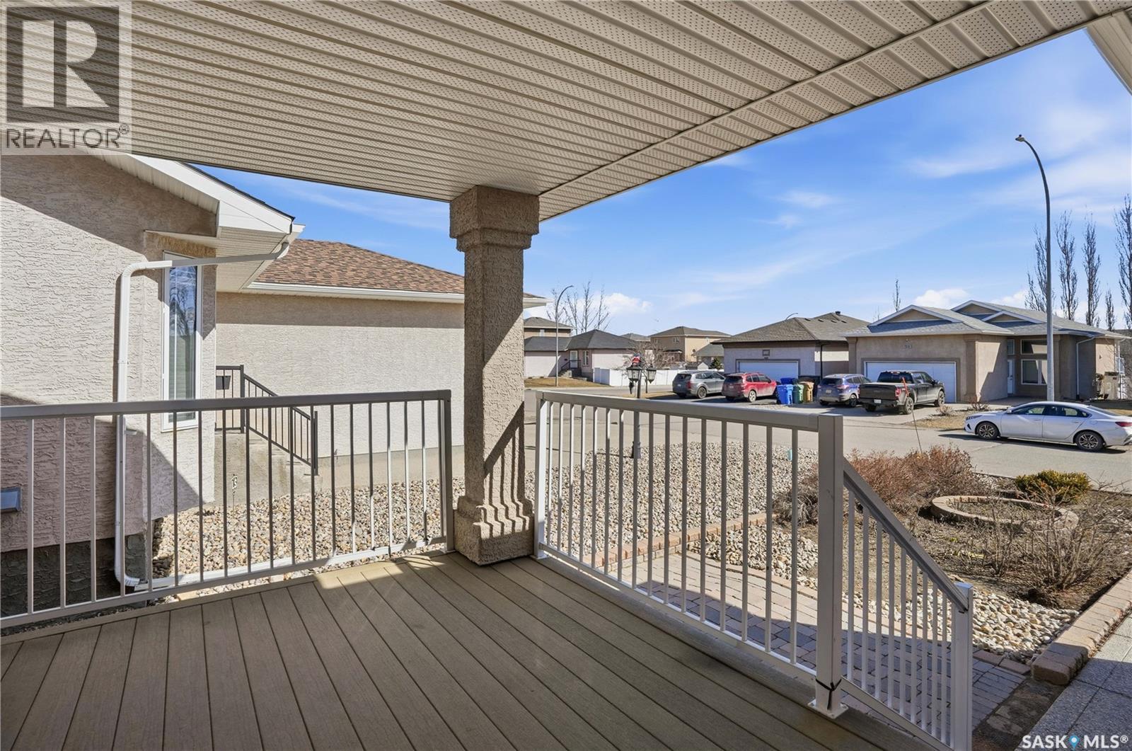 7270 Maple Way, Regina, Saskatchewan  S4X 0E2 - Photo 3 - SK033162