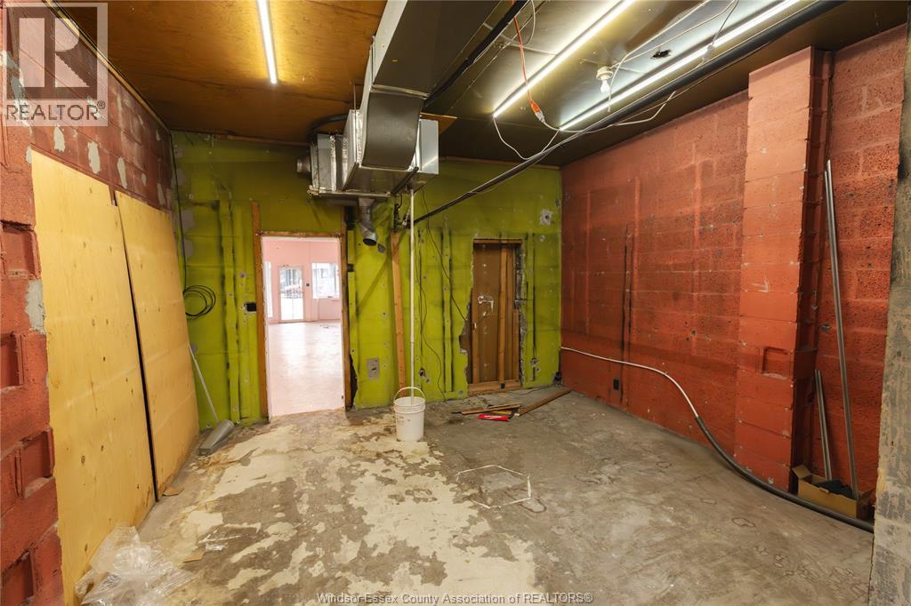 4746 Wyandotte Street East, Windsor, Ontario  N8Y 1H7 - Photo 5 - 26007830