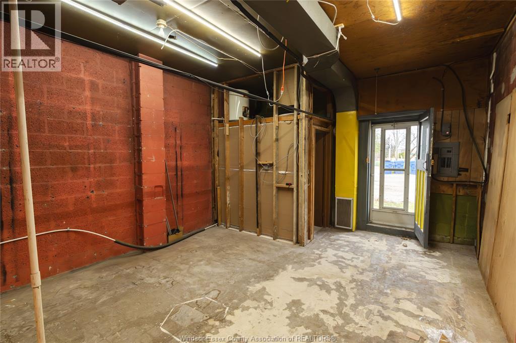 4746 Wyandotte Street East, Windsor, Ontario  N8Y 1H7 - Photo 6 - 26007830