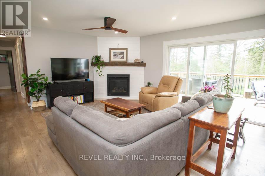 20 Russell Street, Brant, Ontario  N0E 1K0 - Photo 10 - X13013432