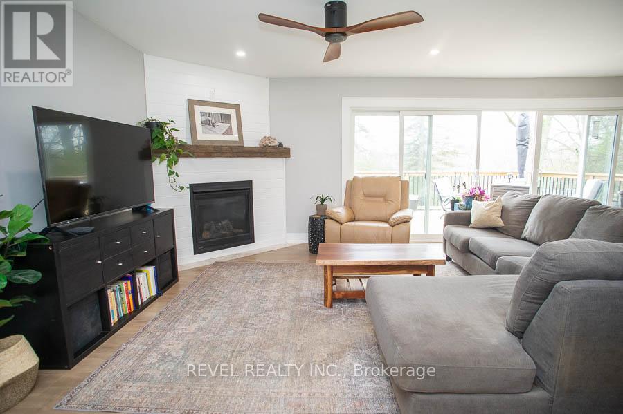 20 Russell Street, Brant, Ontario  N0E 1K0 - Photo 11 - X13013432