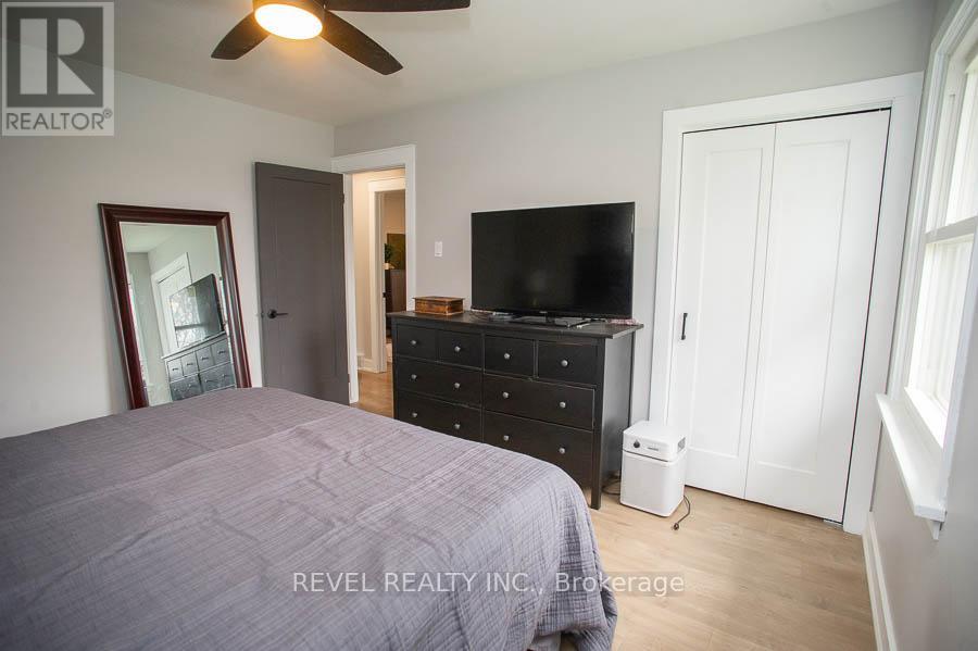 20 Russell Street, Brant, Ontario  N0E 1K0 - Photo 21 - X13013432