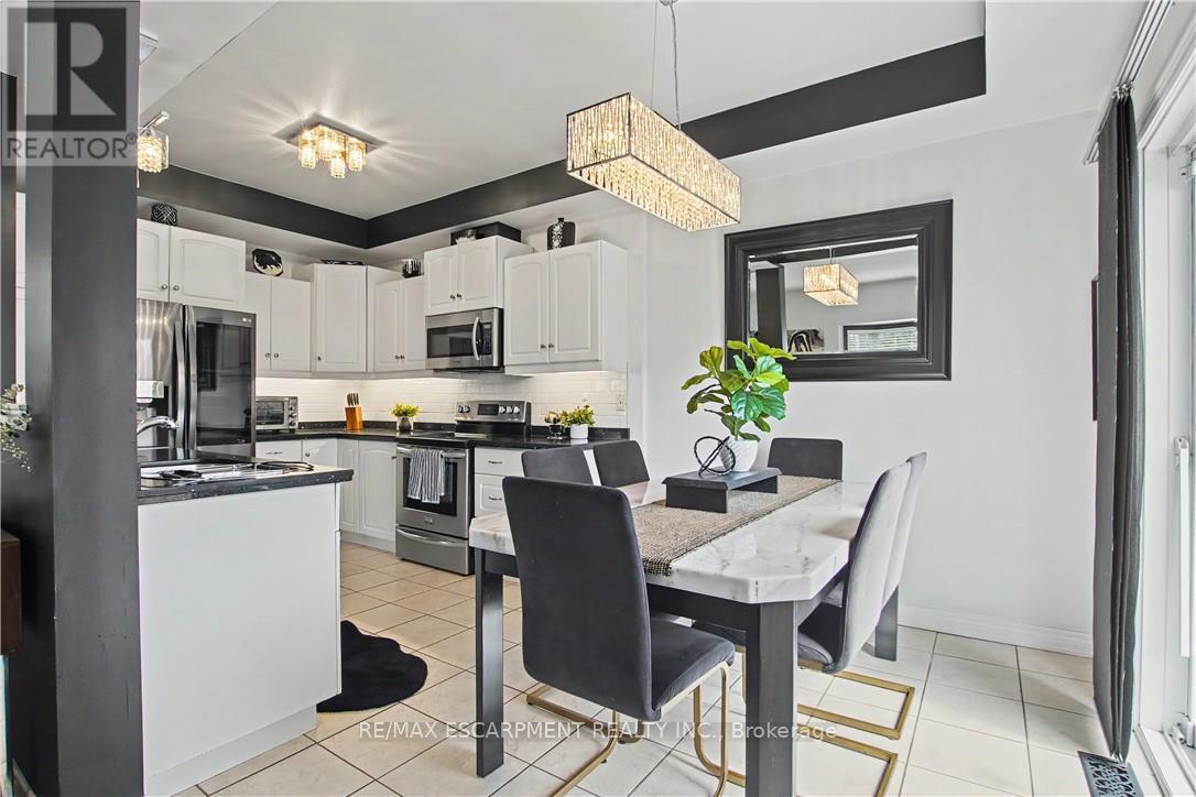 31 - 60 Cloverleaf Drive, Hamilton, Ontario  L9K 1S8 - Photo 12 - X13013438