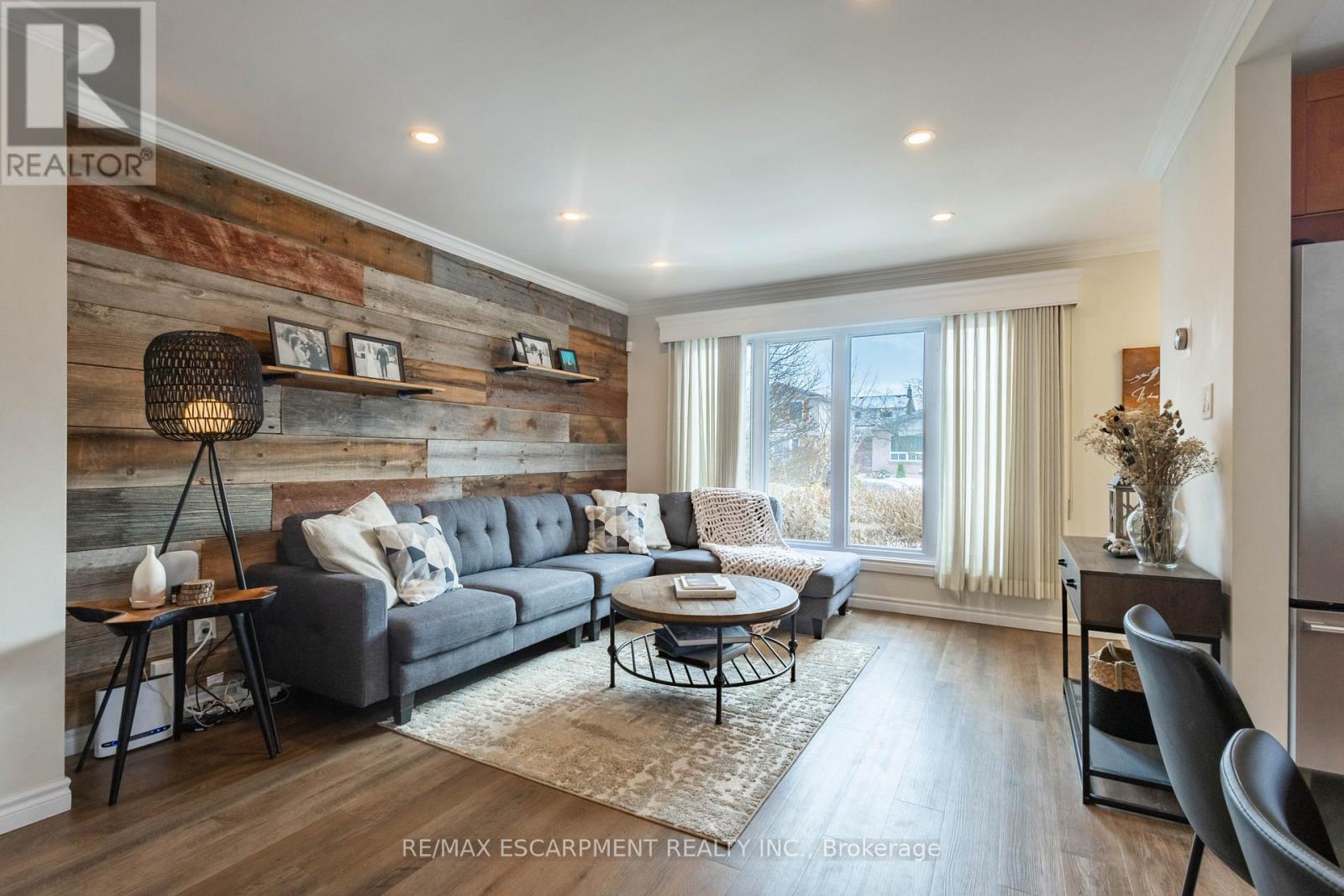 72 Athenia Drive, Hamilton, Ontario  L8J 1S8 - Photo 6 - X13013514