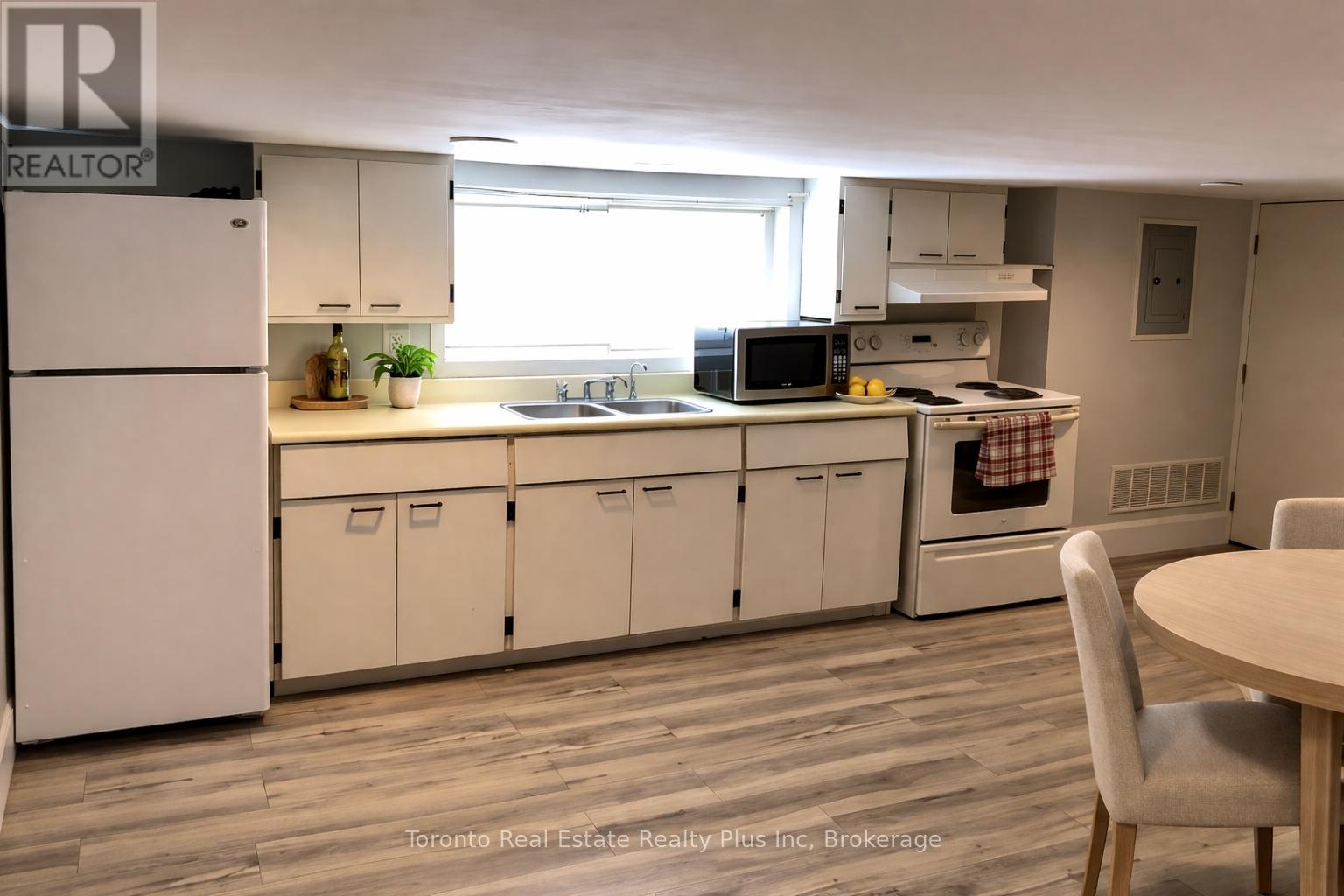 3 - 16 Huron Road, West Perth, Ontario  N0K 1N0 - Photo 5 - X13013528