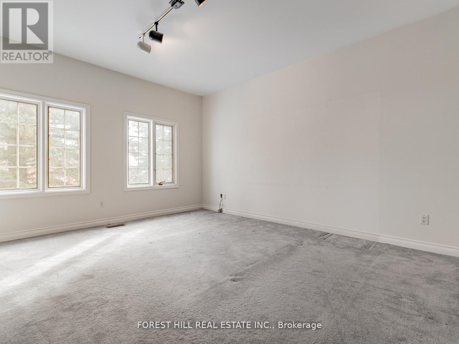 17 Dunloe Road, Richmond Hill, Ontario  L4B 2H6 - Photo 33 - N12964492