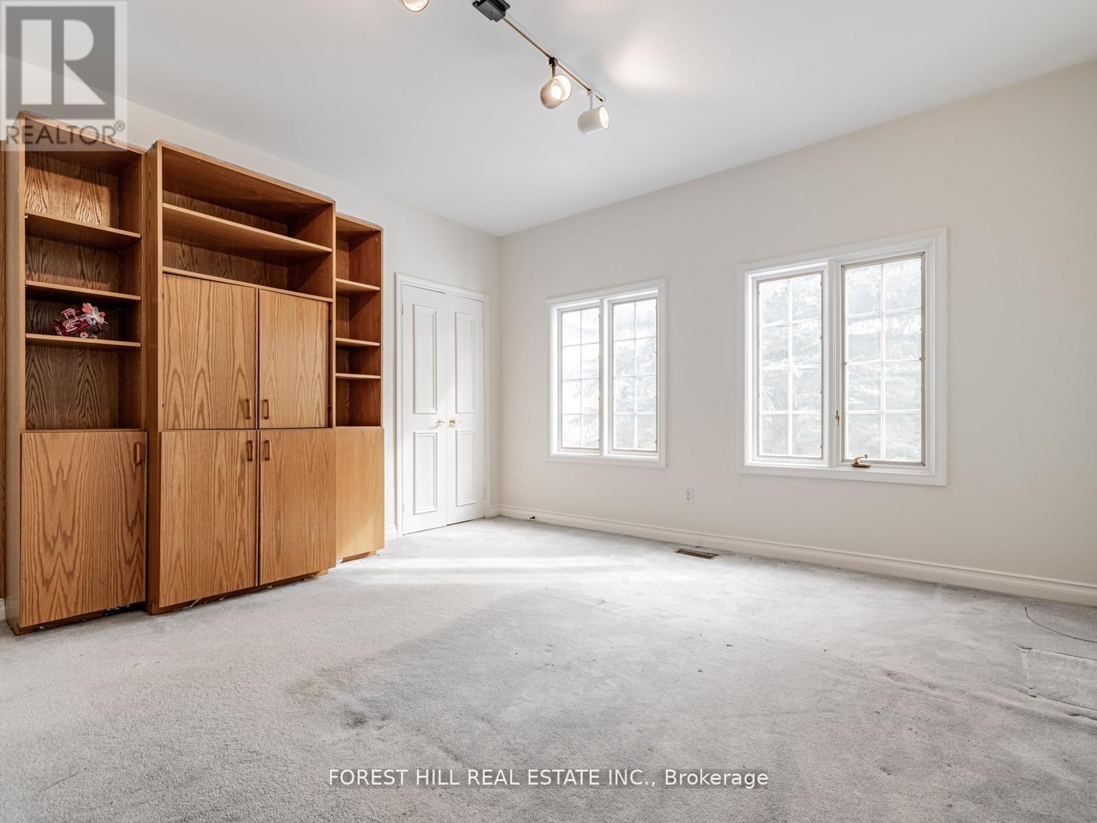 17 Dunloe Road, Richmond Hill, Ontario  L4B 2H6 - Photo 34 - N12964492