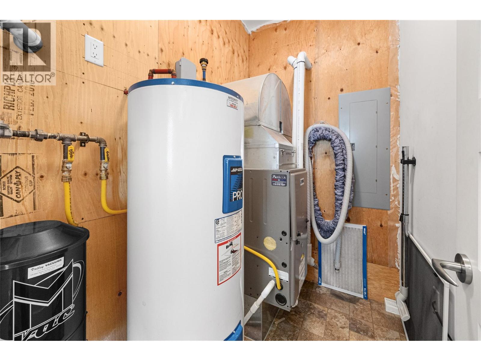 4633 Peach Crescent, Okanagan Falls, British Columbia  V0H 1R2 - Photo 21 - 10383559