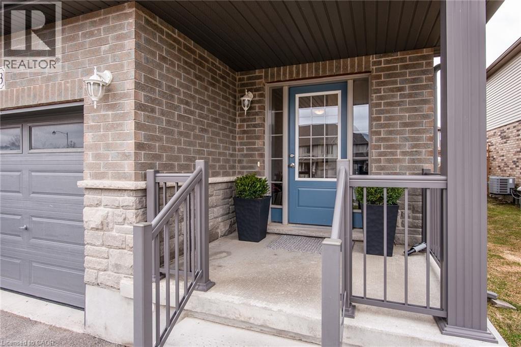 143 William Street, Elmira, Ontario  N3B 0C2 - Photo 2 - 40821956