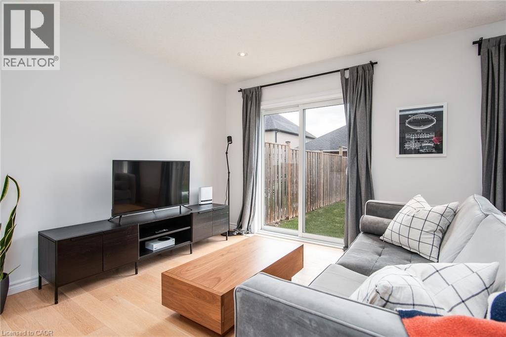 143 William Street, Elmira, Ontario  N3B 0C2 - Photo 7 - 40821956