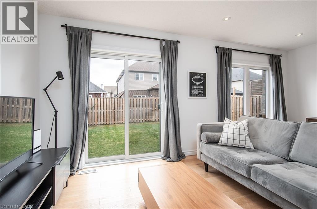 143 William Street, Elmira, Ontario  N3B 0C2 - Photo 8 - 40821956