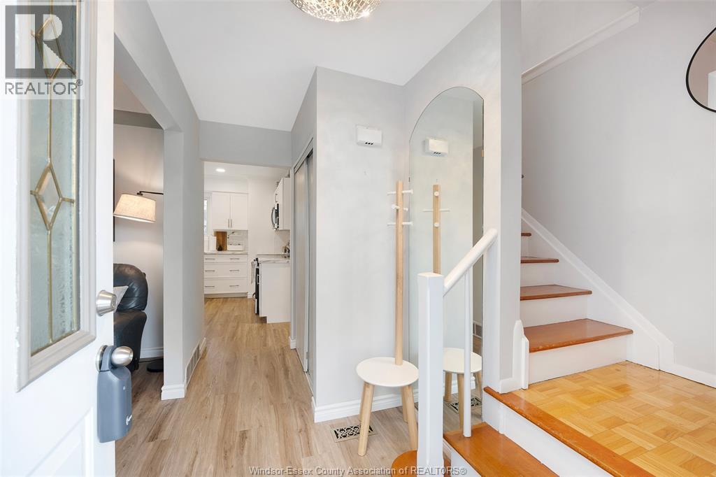 3581 Wolfe Court, Windsor, Ontario  N9C 1X2 - Photo 9 - 26008457