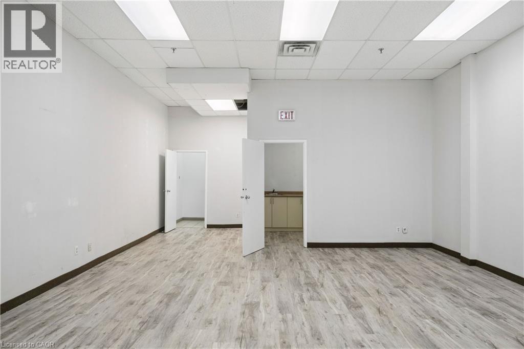 2140 Winston Park Drive Unit# 28, Oakville, Ontario  L6H 5W1 - Photo 5 - 40807900