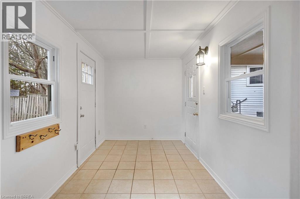 26 October Place, Brantford, Ontario  N3R 7B4 - Photo 3 - 40819381