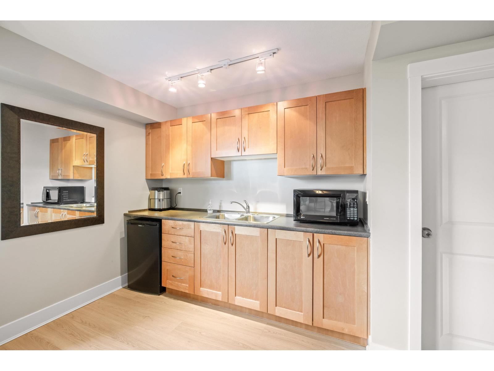 403 15621 Marine Drive, White Rock, British Columbia  V4B 1E1 - Photo 28 - R3112020