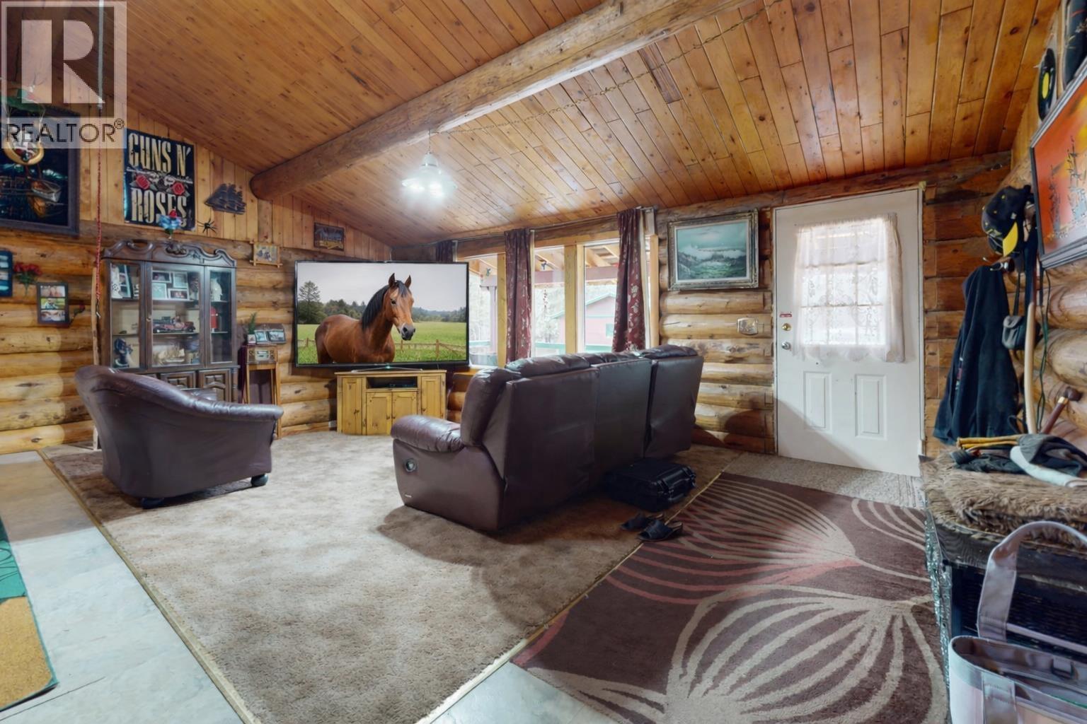 6265 Horse Lake Road, Horse Lake, British Columbia  V0K 2E3 - Photo 5 - R3111125