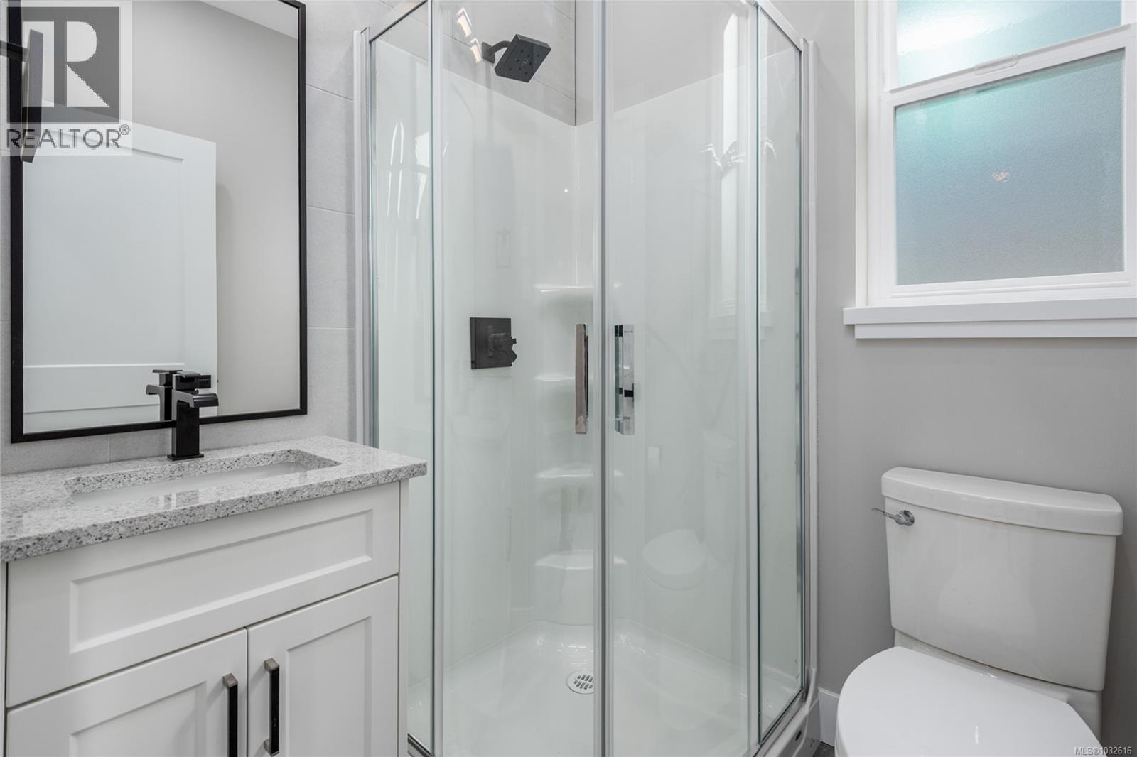 635 5th St, Courtenay, British Columbia  V9N 1K5 - Photo 9 - 1032616