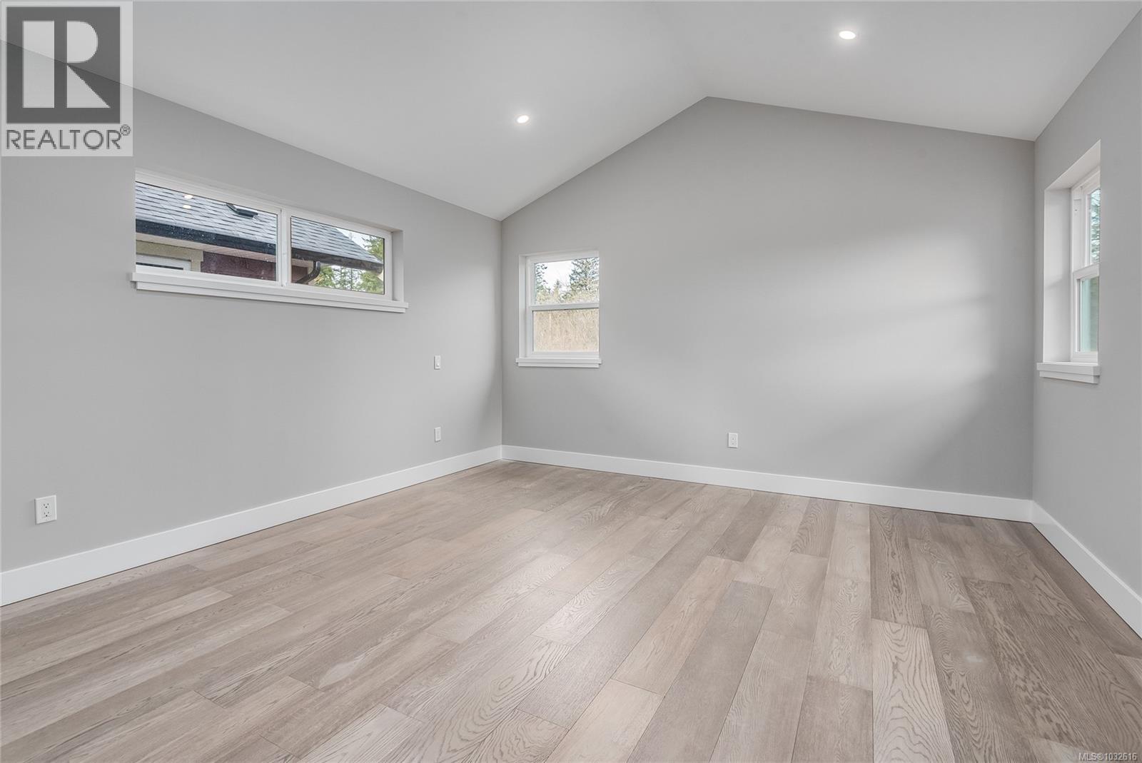 635 5th St, Courtenay, British Columbia  V9N 1K5 - Photo 11 - 1032616