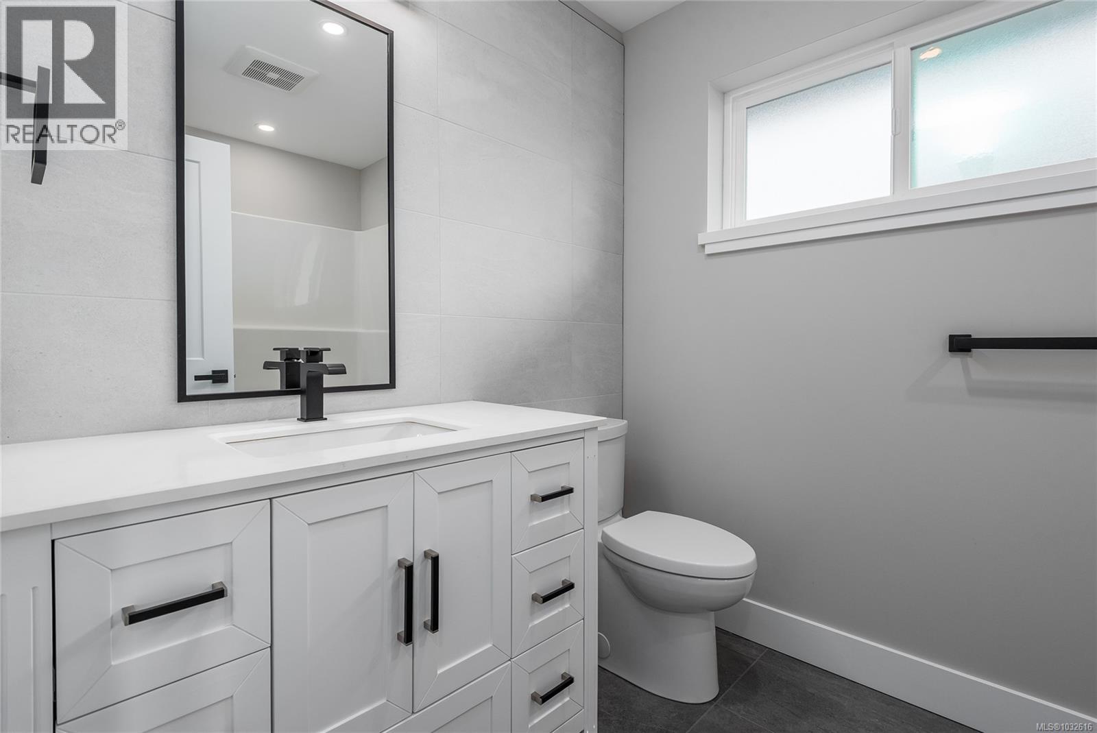 635 5th St, Courtenay, British Columbia  V9N 1K5 - Photo 17 - 1032616