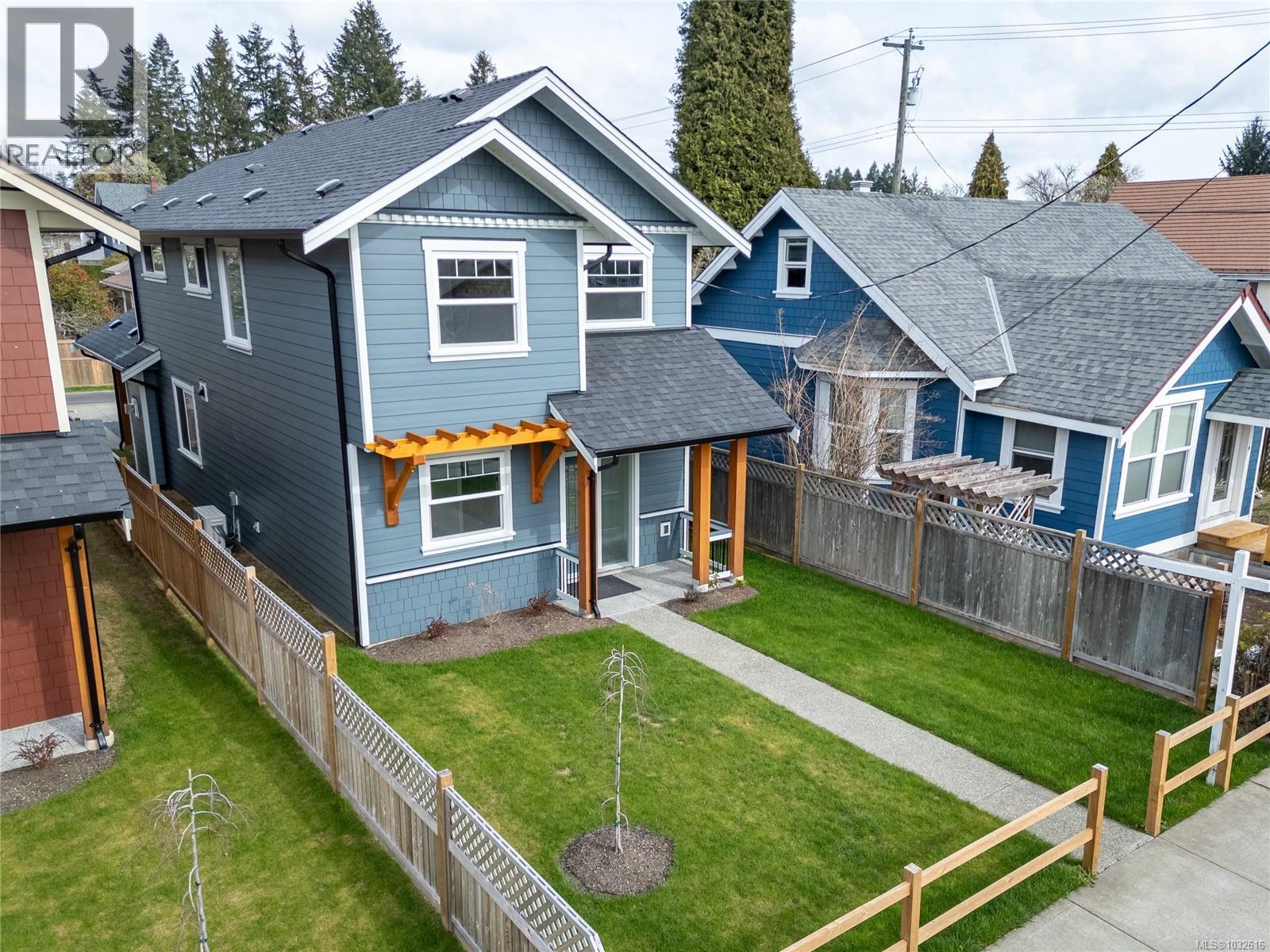 635 5th St, Courtenay, British Columbia  V9N 1K5 - Photo 22 - 1032616