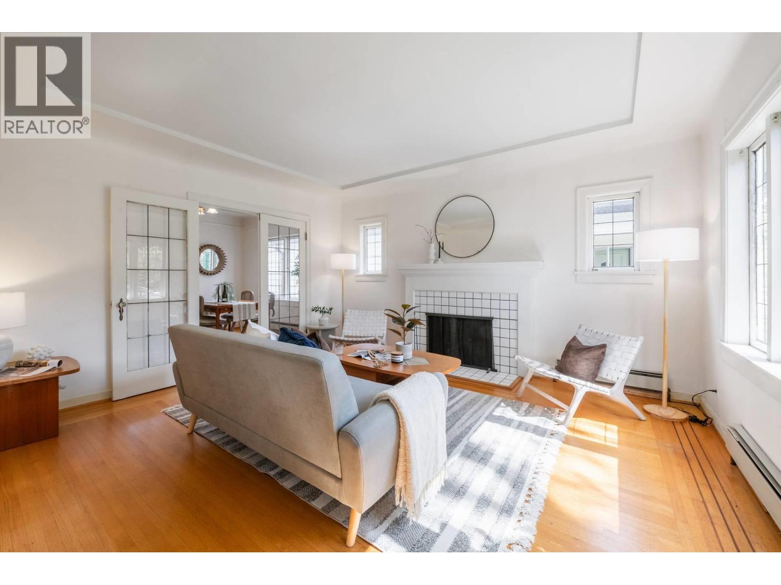 85 W 21st Avenue, Vancouver, British Columbia  V5Y 2E1 - Photo 3 - R3111174