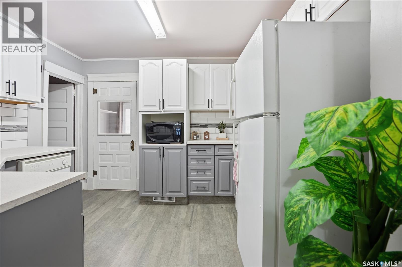 1150 3rd Avenue Ne, Moose Jaw, Saskatchewan  S6H 1G1 - Photo 14 - SK033206