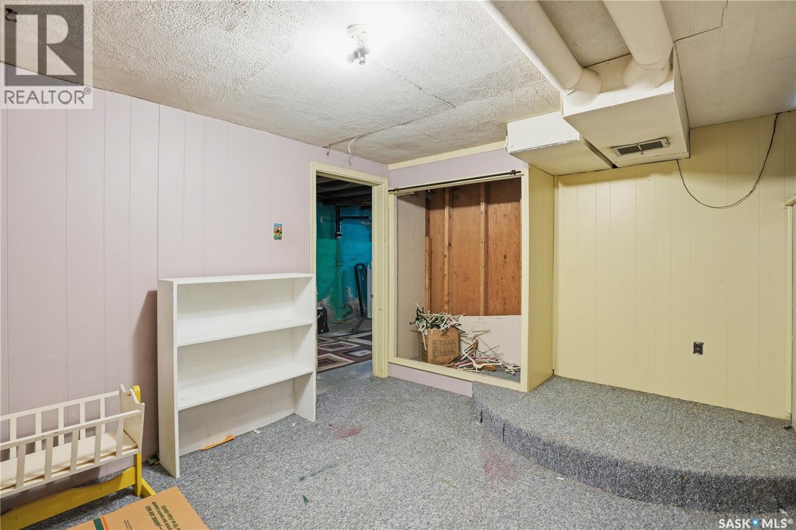 1150 3rd Avenue Ne, Moose Jaw, Saskatchewan  S6H 1G1 - Photo 35 - SK033206