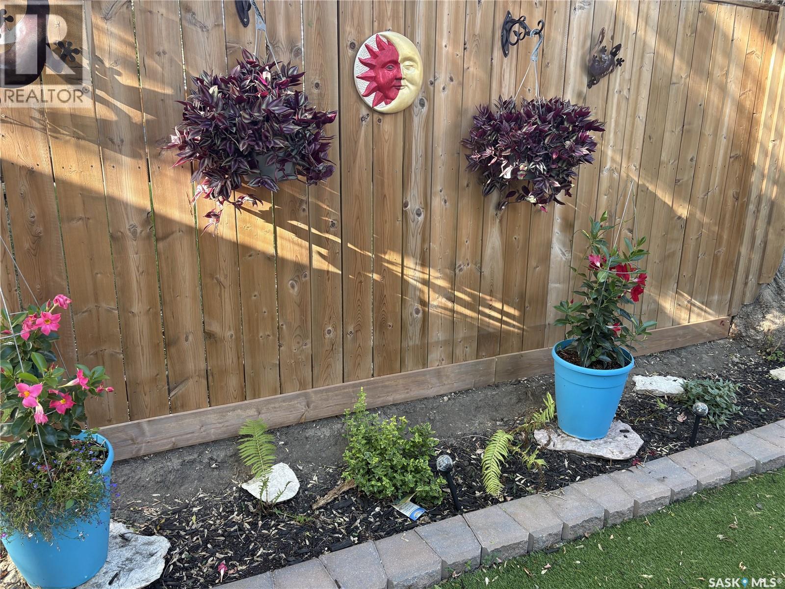 1150 3rd Avenue Ne, Moose Jaw, Saskatchewan  S6H 1G1 - Photo 48 - SK033206