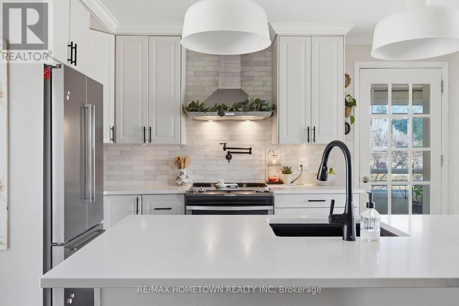 316 County  Road 16 Road, Elizabethtown-Kitley, Ontario  K0G 1G0 - Photo 9 - X13013644