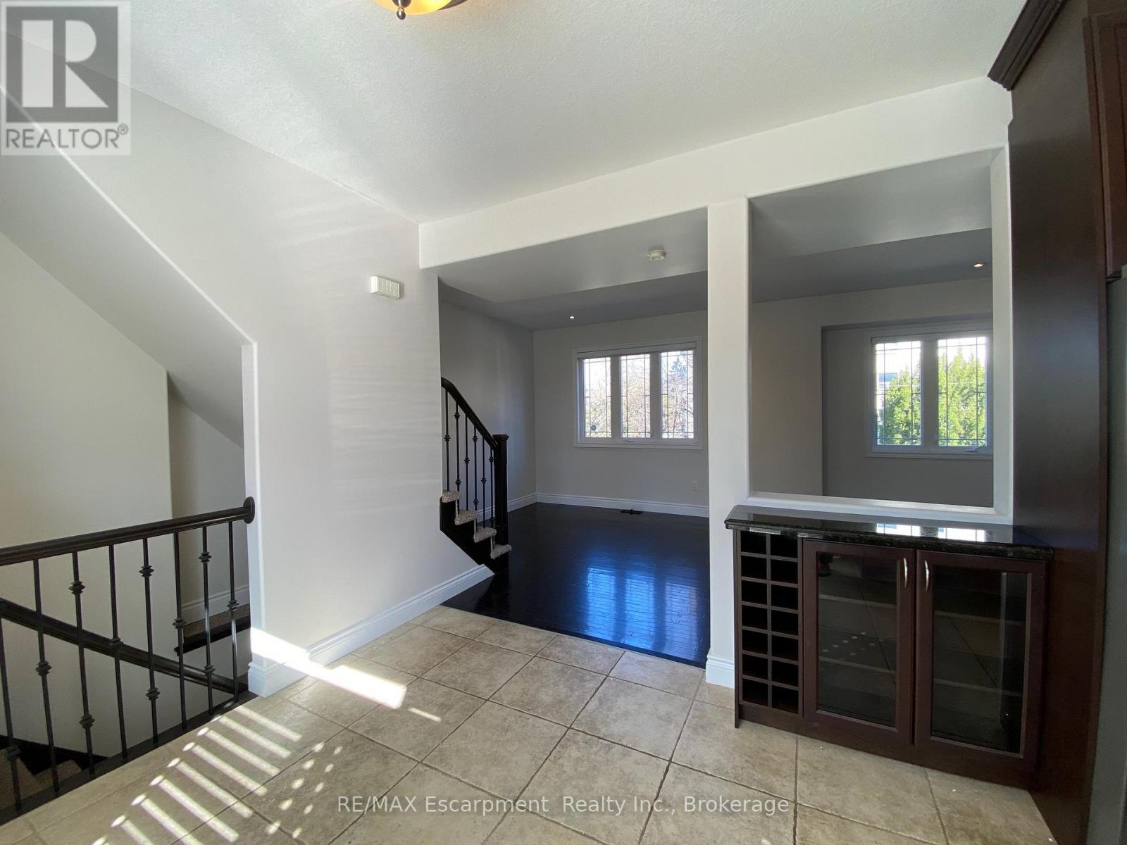 2430 Second Street, Burlington, Ontario  L7R 3K1 - Photo 18 - W13013626