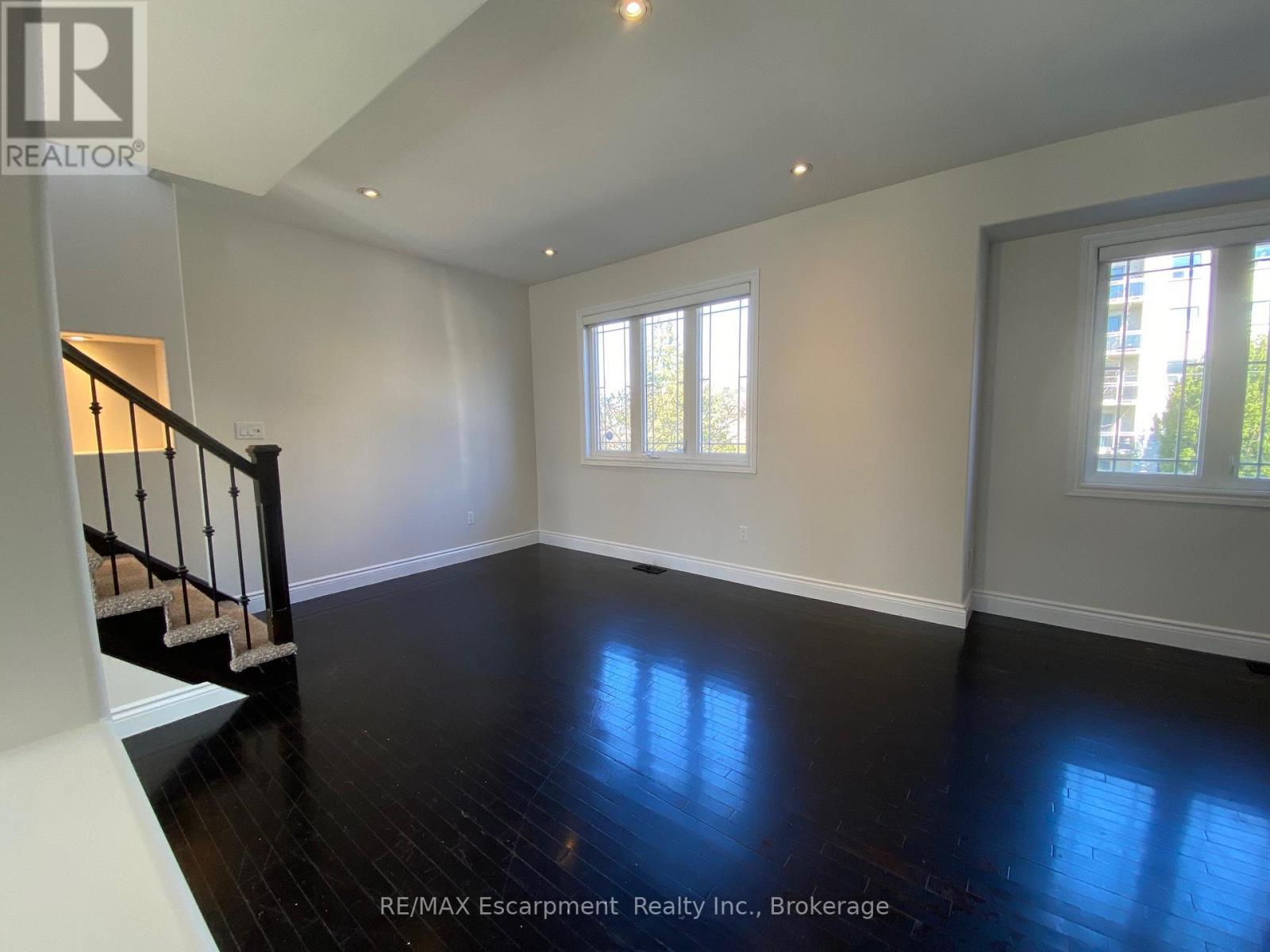 2430 Second Street, Burlington, Ontario  L7R 3K1 - Photo 22 - W13013626