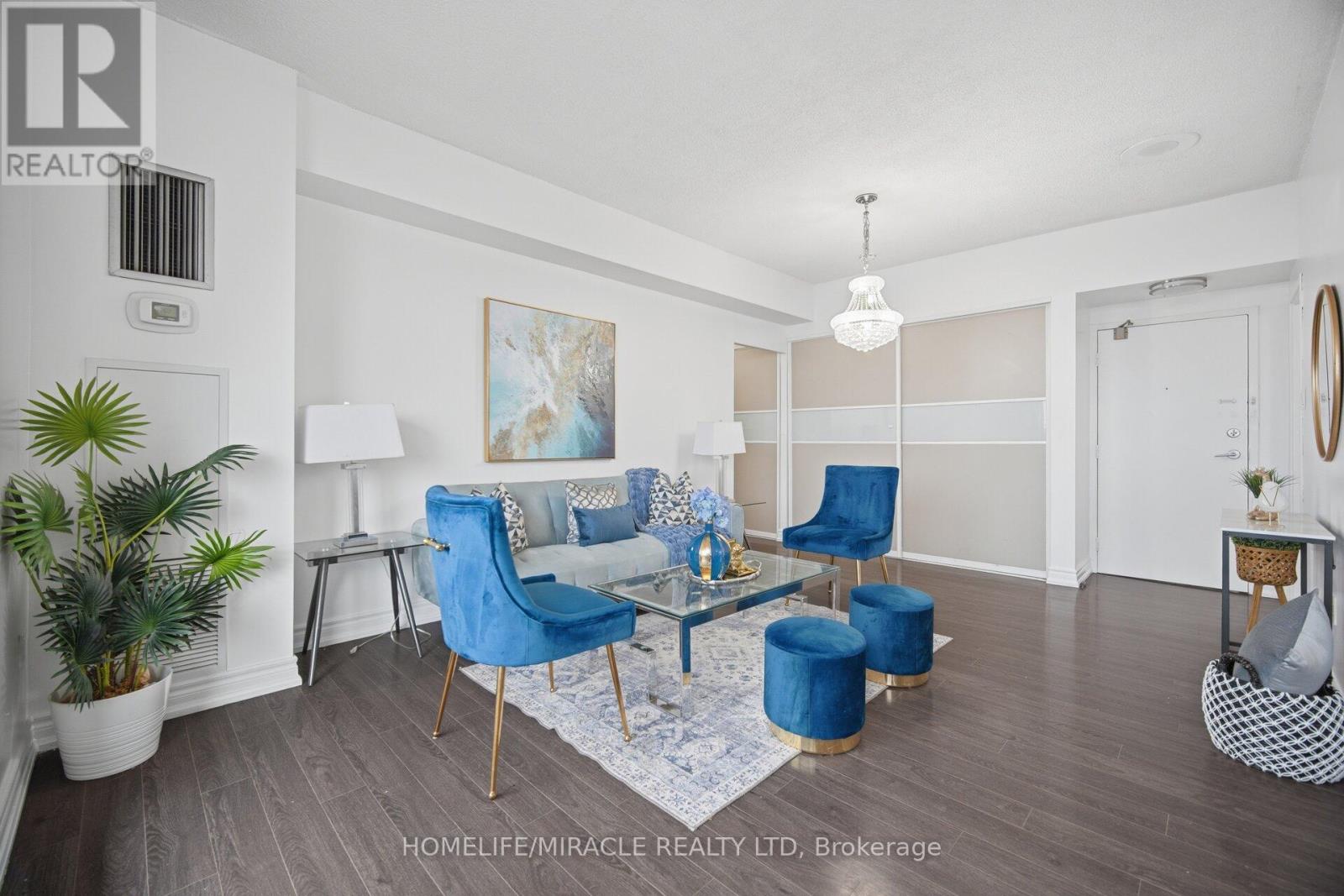 1703 - 100 Prudential Drive, Toronto, Ontario  M1P 4V4 - Photo 2 - E13008476