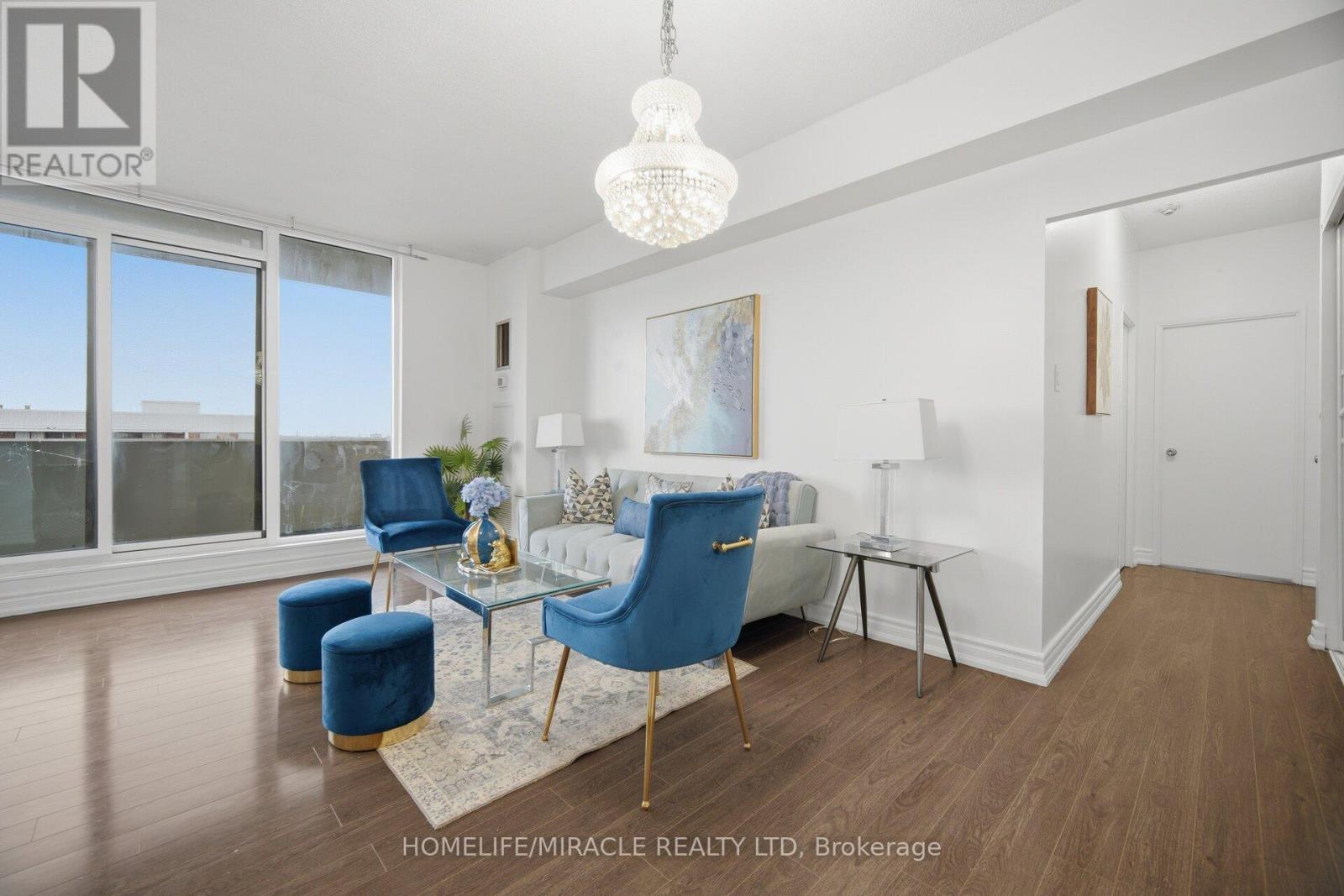 1703 - 100 Prudential Drive, Toronto, Ontario  M1P 4V4 - Photo 3 - E13008476