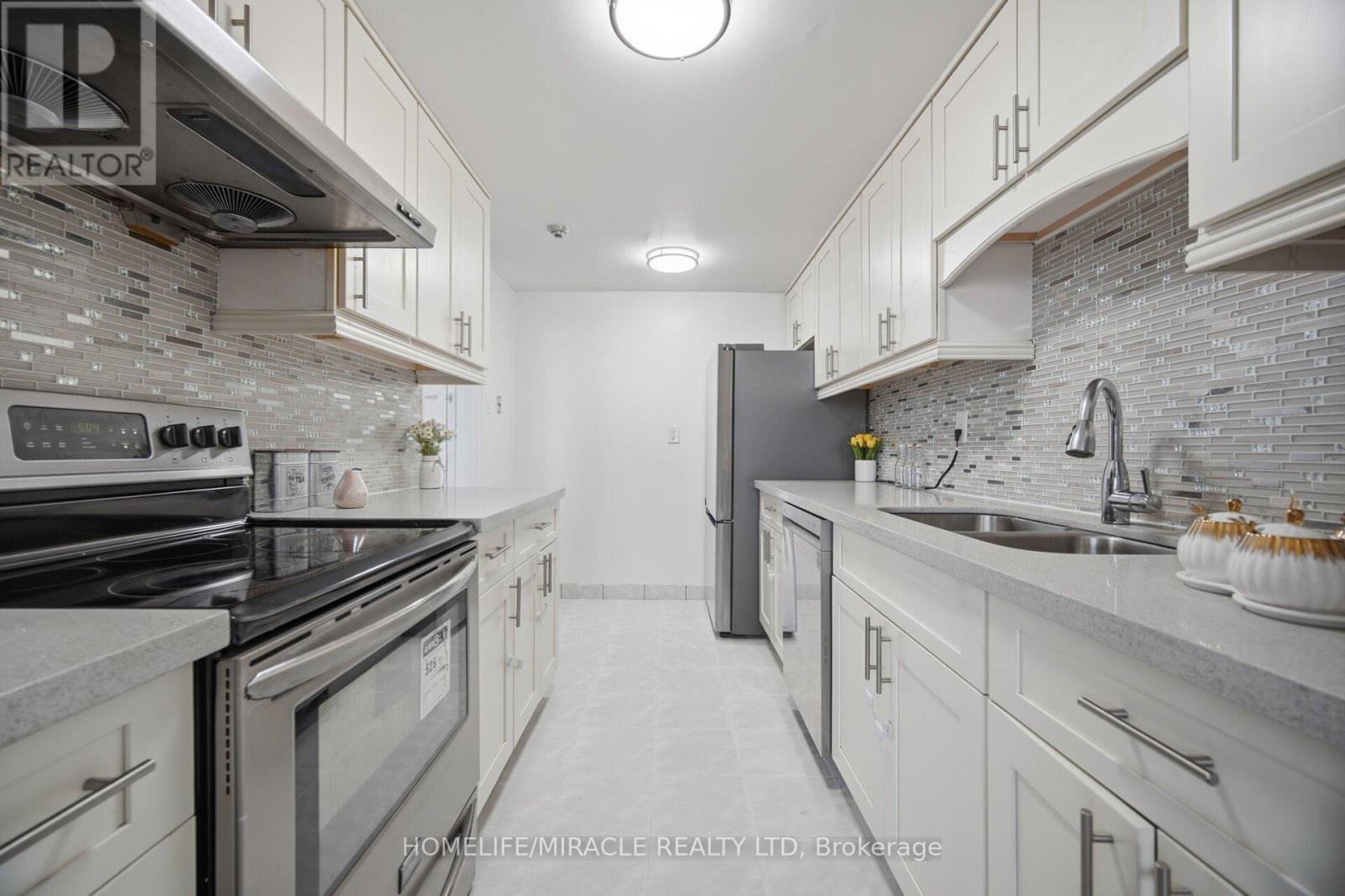 1703 - 100 Prudential Drive, Toronto, Ontario  M1P 4V4 - Photo 7 - E13008476