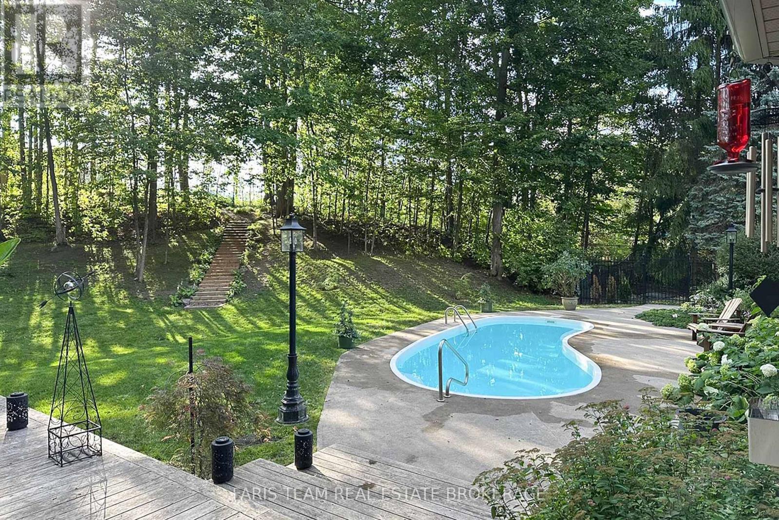 1986 Forest Valley Drive, Innisfil, Ontario  L9S 4A5 - Photo 49 - N12975210